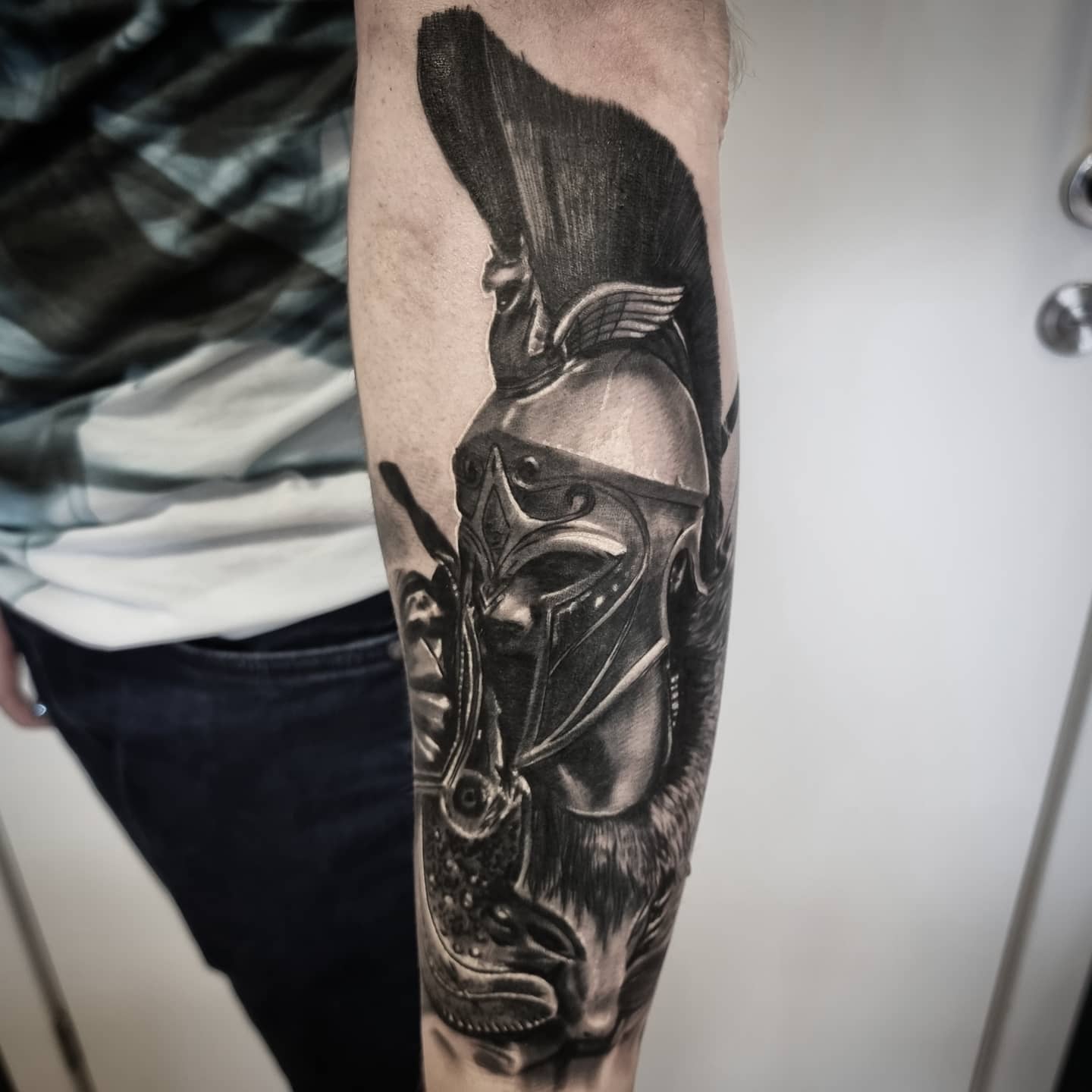 Samurai and Japanese themed black and grey tattoo by Edinburgh tattoo artist Tomek Turlej